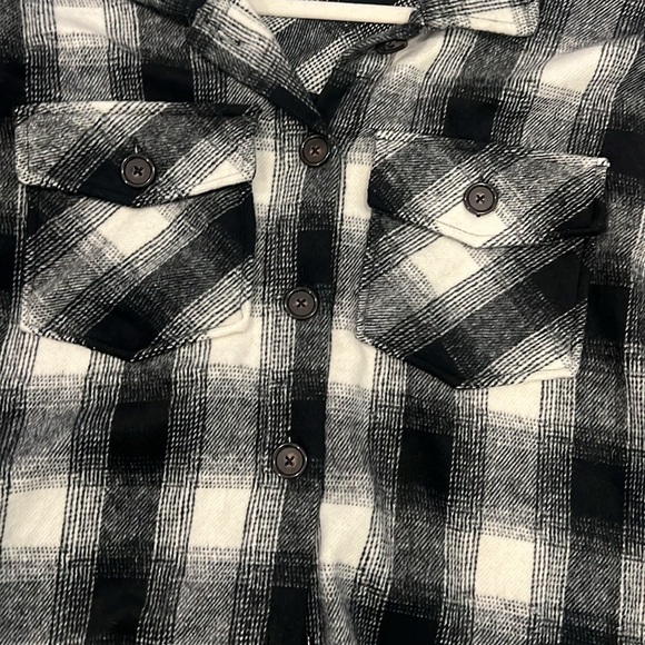 Time and Tru Black & White Shacket size L NWT - Picture 3 of 6